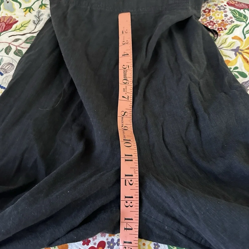 Urban Outfitters Jumpsuit Womens Size 6‎ Black One Piece Linen blend?